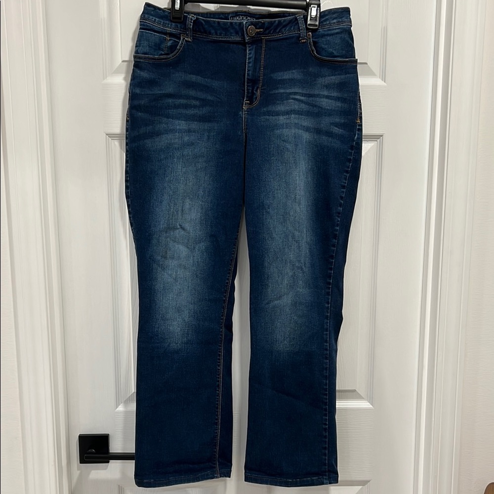 Maurices Curvy Straight Leg Jeans